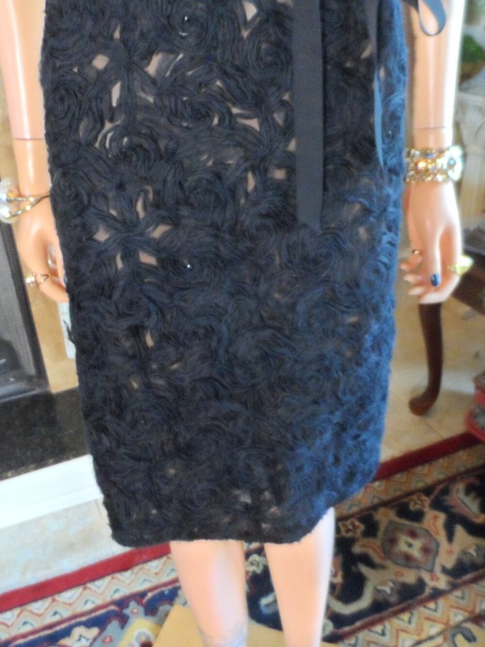 Lanvin Été 2004 Black Silk Rosette Sheath Dress Size FR 40 US 8 - Picture 10 of 16